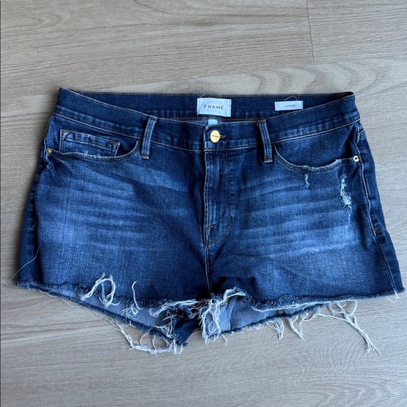 Frame Le Cutoff Denim Shorts Azure size 31 - Picture 2 of 5